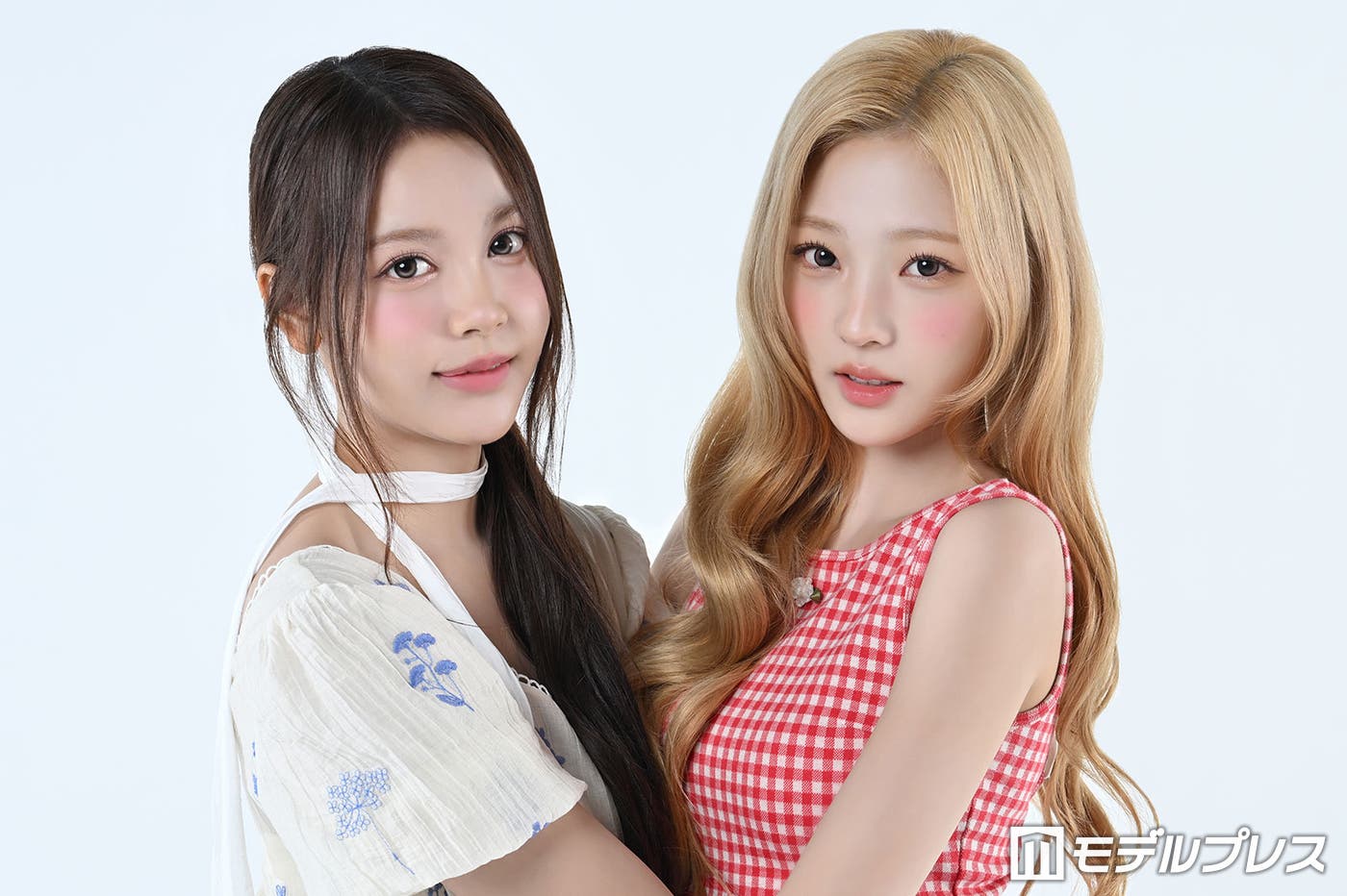 カルメン、ステラ(C)モデルプレス