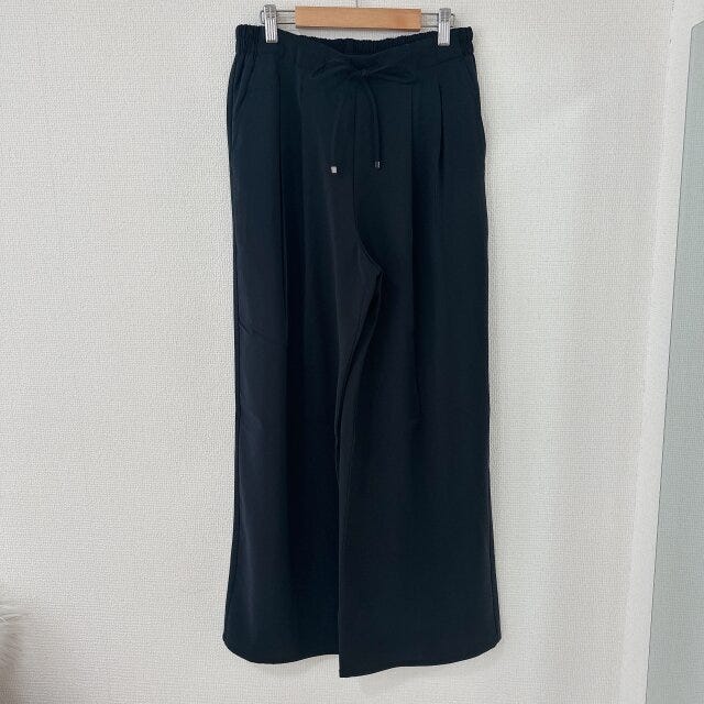 GU　ドレープワイドパンツZ　BLACK