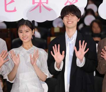 ACEes・作間龍斗 「帰国子女」の肩書がほしかった… 原菜乃華とW主演映画「ないものねだりの君に光の花束を」完成披露試写会