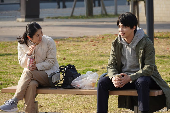 小野花梨、横浜流星/Netflixオリジナルシリーズ 「新聞記者」 (C)Netflix