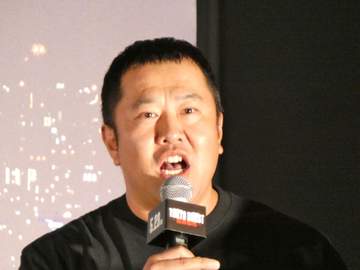 ええっ！目の錯覚？盲点？ まさか芸人、長身で足長かった…福士蒼汰ら180cm俳優と並んでも腰の位置が 177cm イベントの写真撮影で発覚