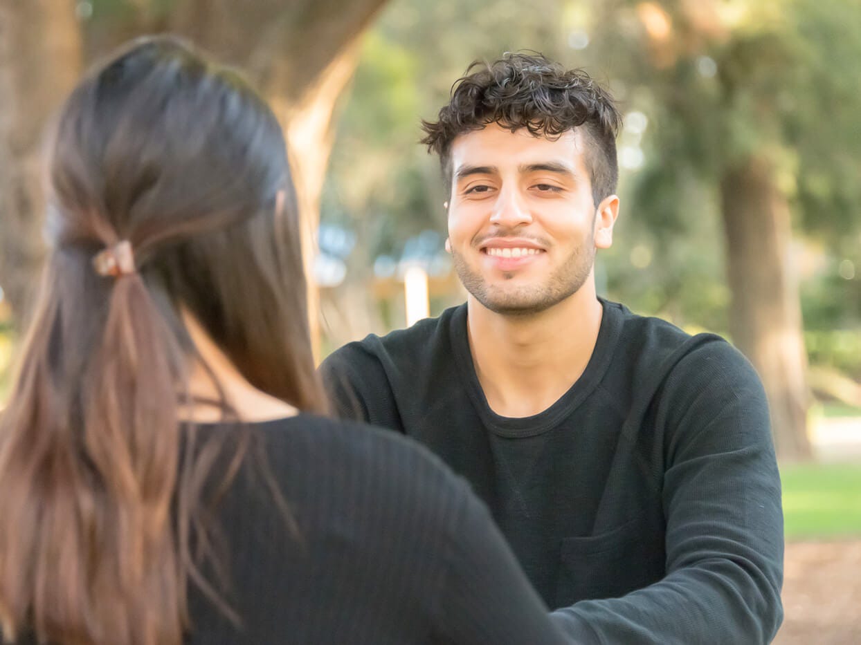 A型男性が「本気で惚れた女性」にとる言動って？