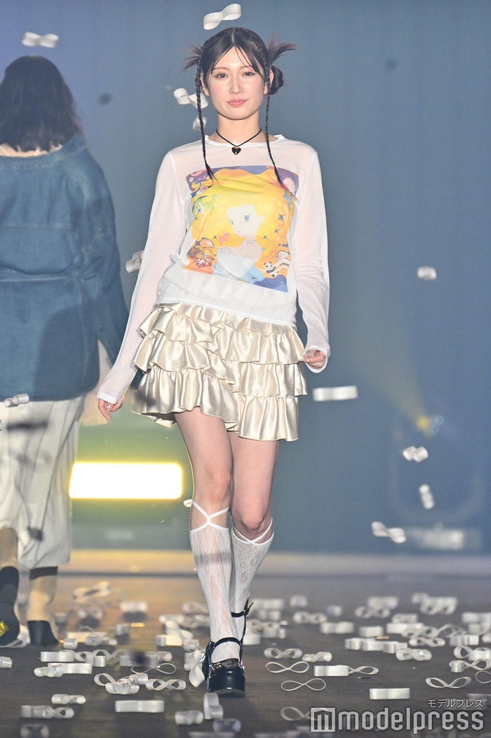 吉田朱里(C)モデルプレス