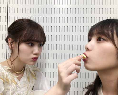 乃木坂46山下美月、与田祐希に“あーん”オフショット祭りに反響「最強の癒やし」「可愛すぎ」<1st写真集「忘れられない人」>