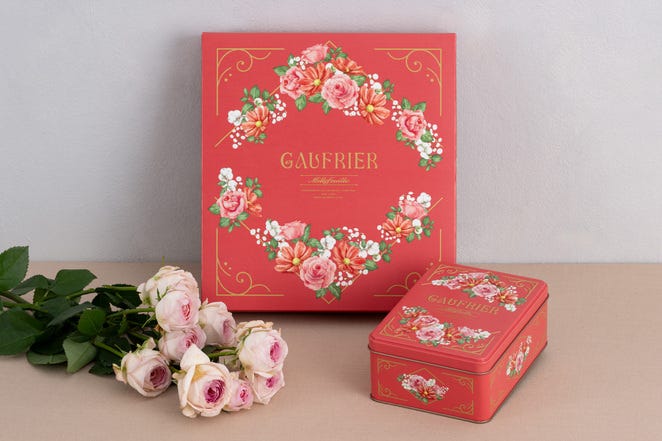 【誕生50周年】百花繚乱の美しいデザイン♡