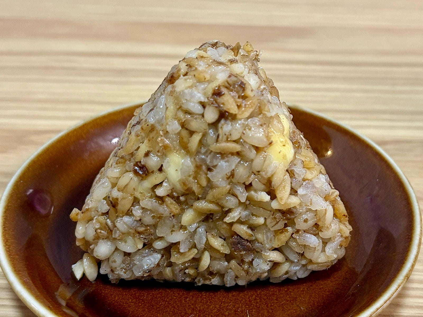 とろ～りチーズとおかかのうまみが合わさり、満足感抜群！