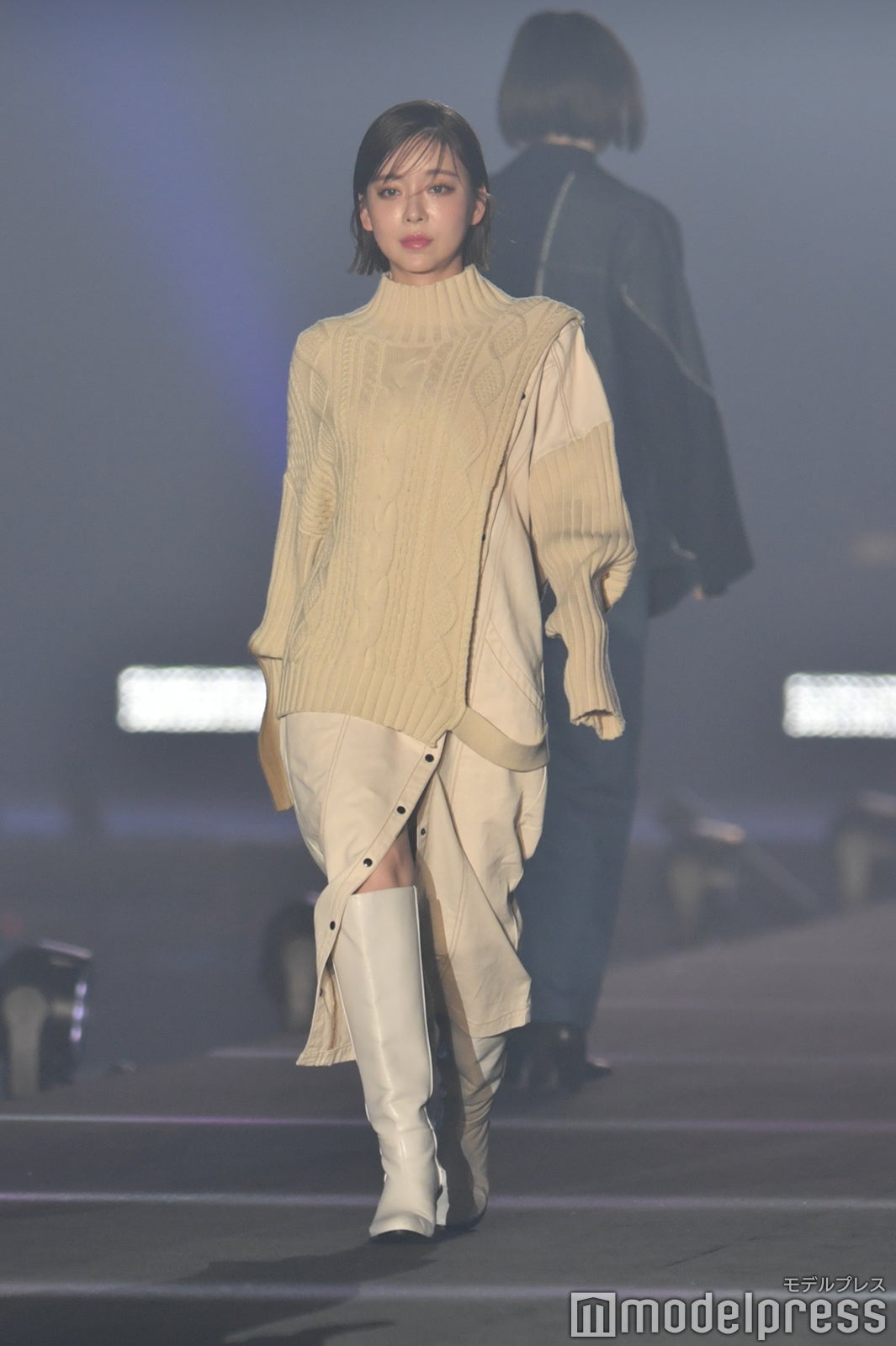 （C）モデルプレス