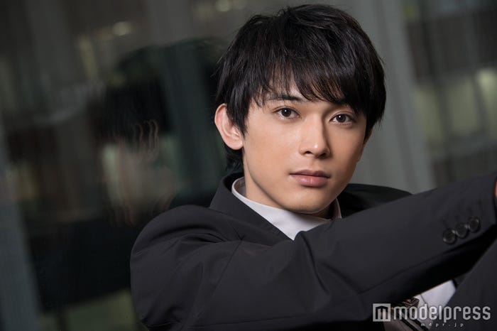 “いちいちうるさい系のおふざけ”が大好きだという吉沢亮(C)モデルプレス