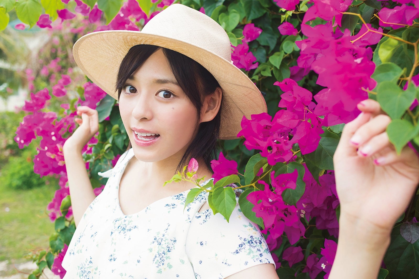 大沢ひかる／『大沢ひかるカレンダー2017.04-2018.03』より（C）東京ニュース通信社