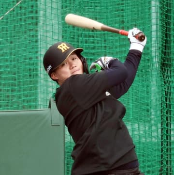 阪神・森下 号砲6発！WBC世界一へ超速仕上げ 「頭の位置をぶらさない」新ドリルで弾道高く 近本からセンター極意吸収