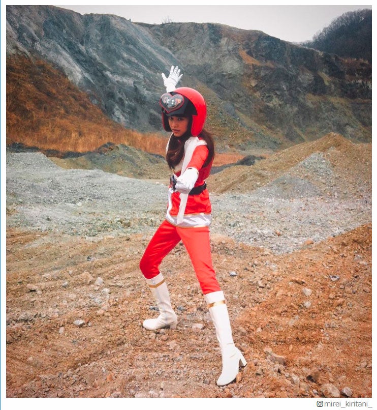 桐谷美玲「女子ーズ」ショット公開 有村架純・高畑充希・山本美月・藤井美菜に“集合”呼びかけ