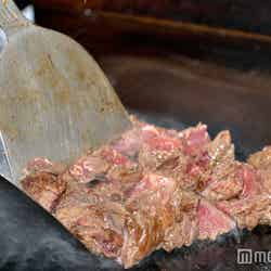「肉フェス」2016年は史上初5会場同時開催 肉汁滴るジューシー肉にガブリ/画像提供:MUSA