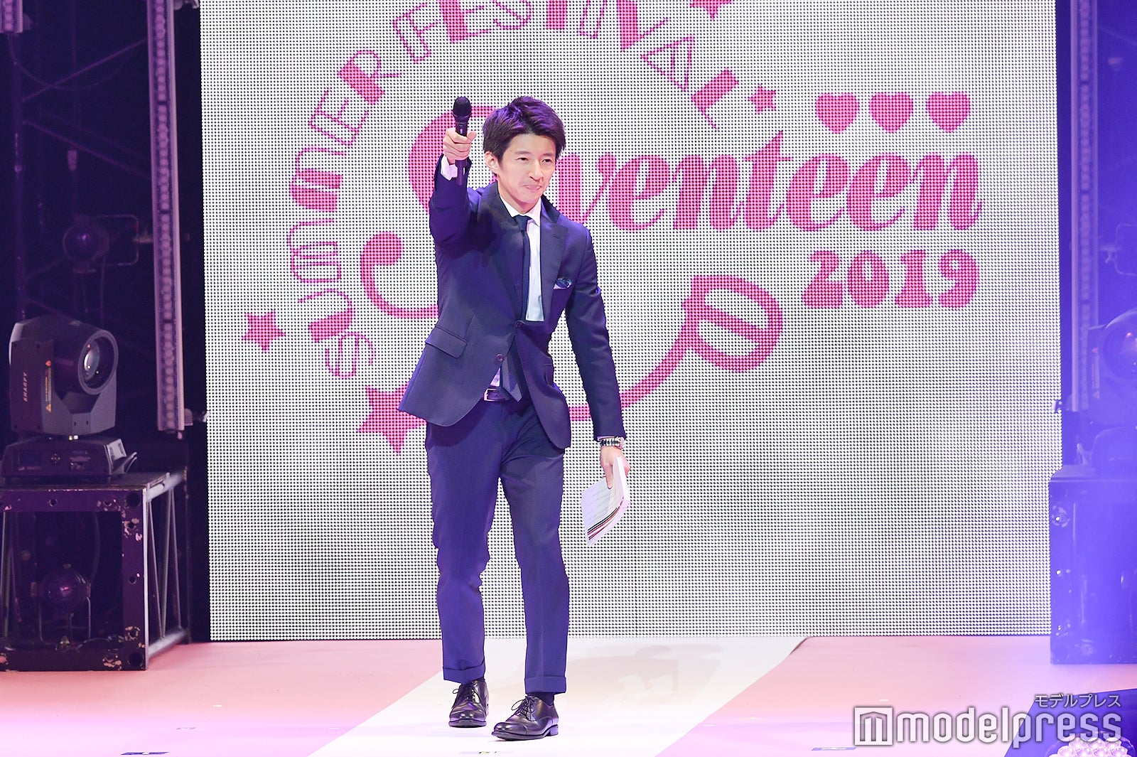 （C）モデルプレス