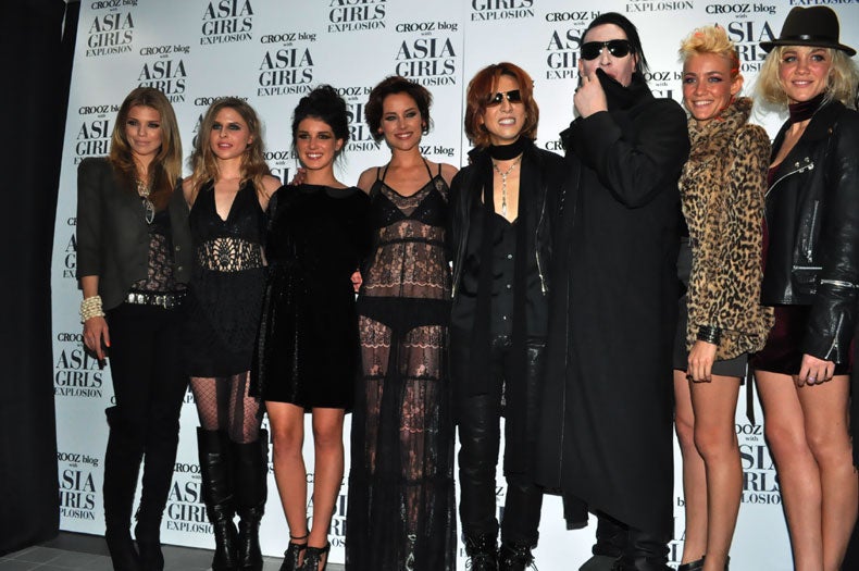 アナリン・マッコード、ケイティ・フィッツジェラルド、シェネイ・グライムス、ジェシカ・ストループ、YOSHIKI、マリリン・マンソン、DJ NERVO