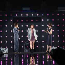 トークパートの様子（C）マイナビ presents TOKYO GIRLS COLLECTION 2017 A/W