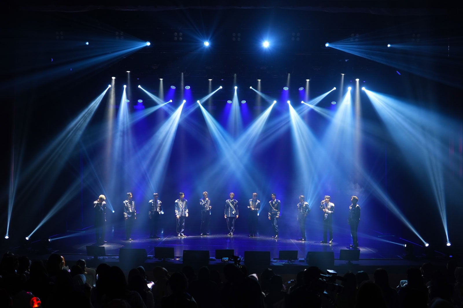 JO1（C）LAPONE Entertainment