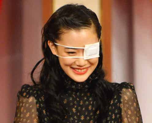 蒼井優、眼帯姿で登場 理由を明かす<第37回日本アカデミー賞>