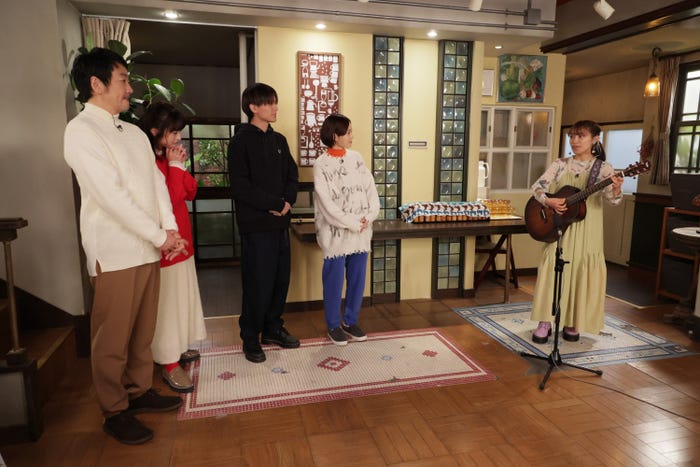 大森南朋、永瀬廉、門脇麦、前田敦子、miwa(C)日本テレビ