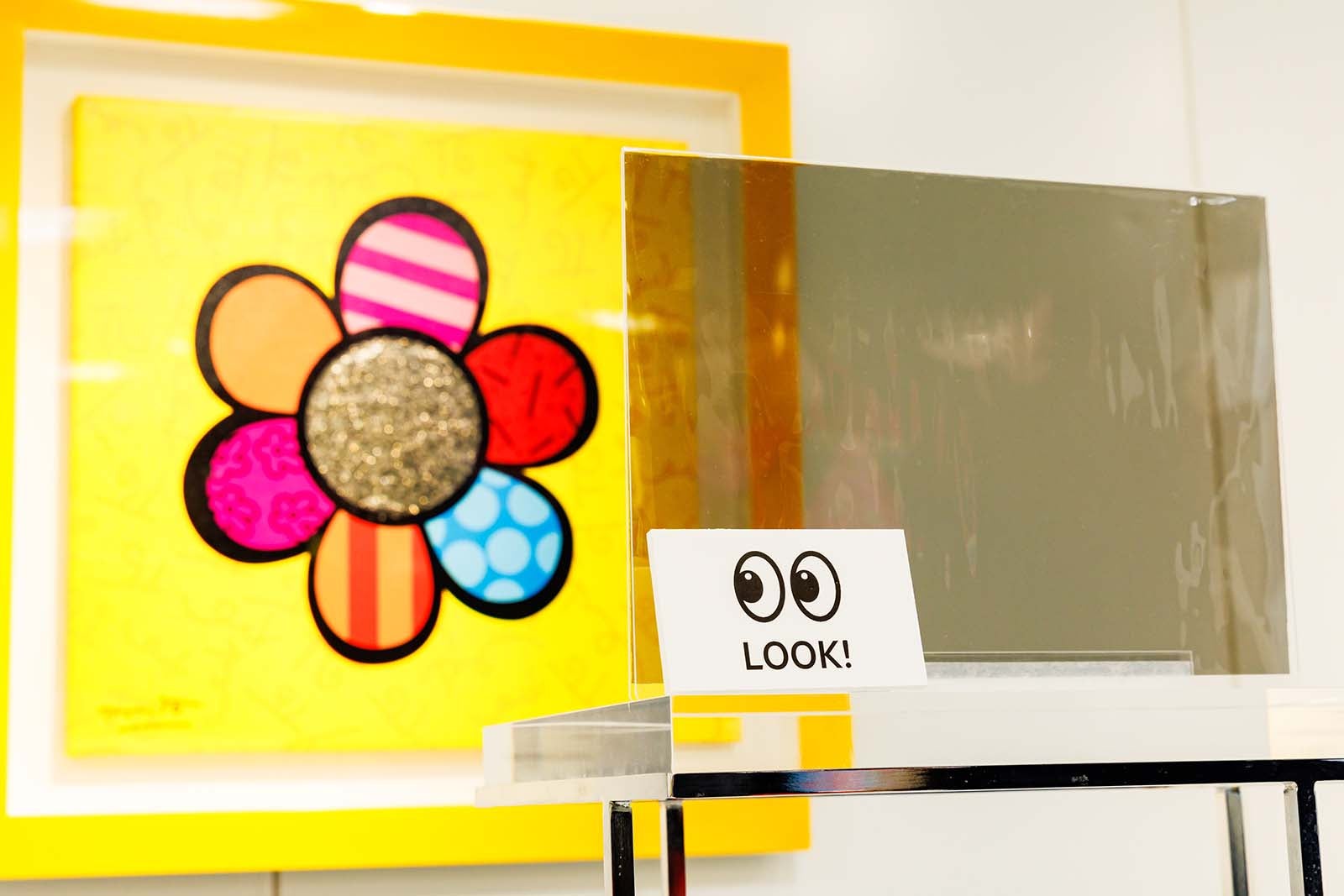 「Be happy！ロメロ ブリット来日展」の様子（提供写真）