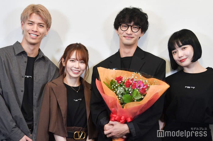 白鳥大珠、西村歩乃果、古屋呂敏、Mikako(C)モデルプレス