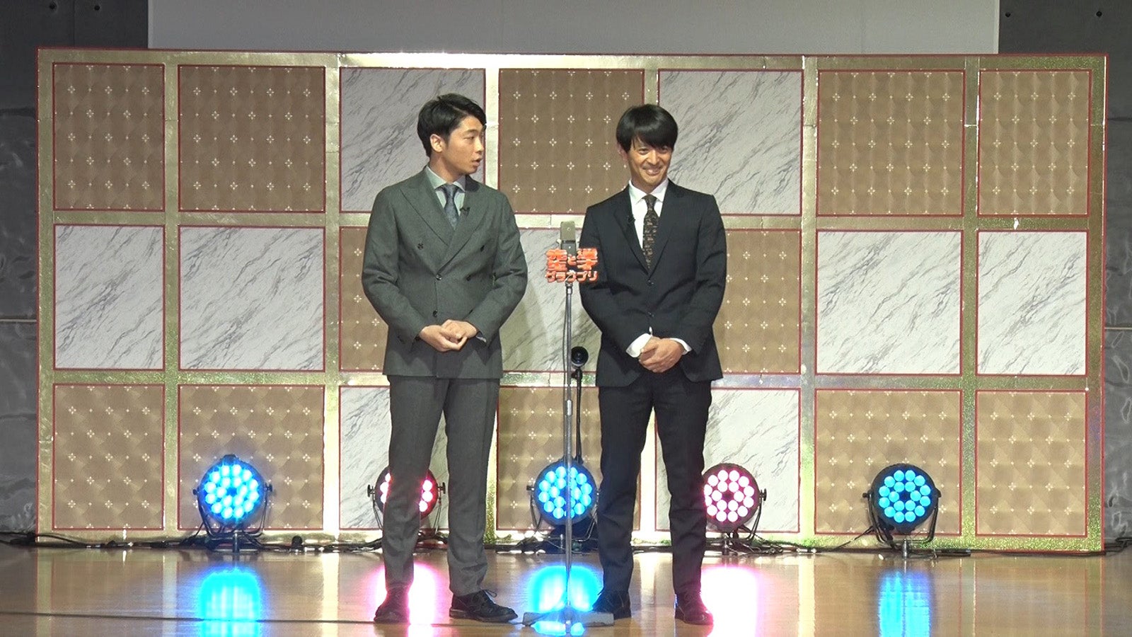 （左）新山（C）フジテレビ