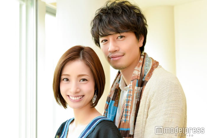 上戸彩、斎藤工(C)モデルプレス