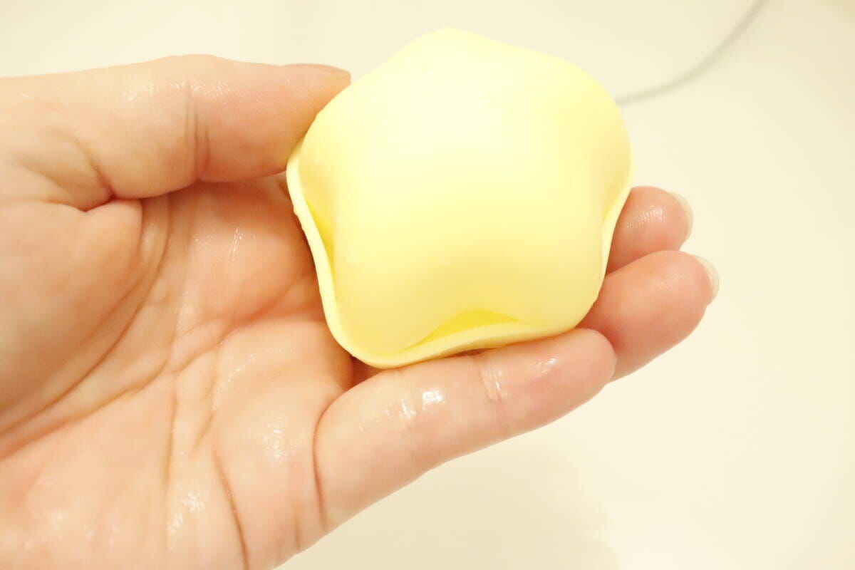 くり返しつかえる水ふうせん(デザイン) 使用例 くり返しつかえる水ふうせん(デザイン) 使用例