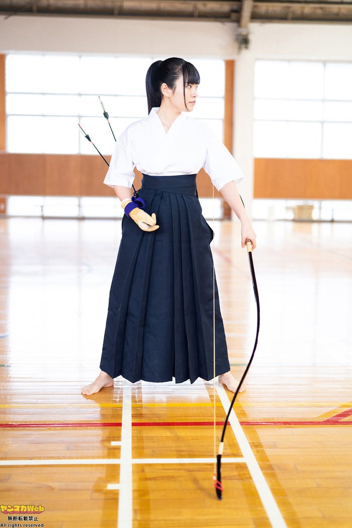 東雲うみ(C)槇野翔太/ヤンマガWeb