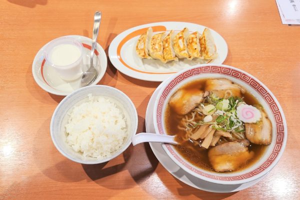 幸楽苑で 食べ放題 開始 餃子 拉麺 炒飯 夢の食卓がそこに待っていた モデルプレス