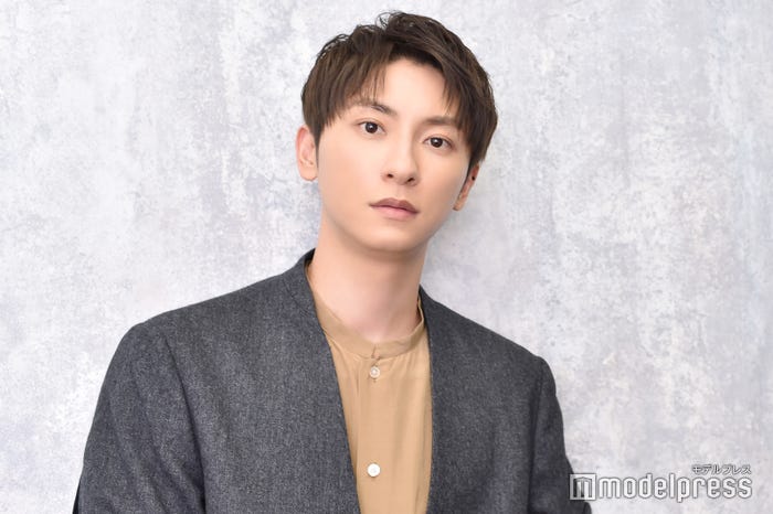 與真司郎(C)モデルプレス