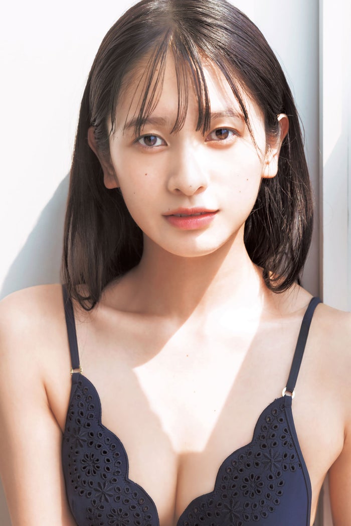 廣岡実夢、人生初グラビア挑戦 抜群スタイルで魅了