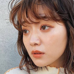 注目度NO.1♡『インナーカラー』で顔周りに変化をもたらして...