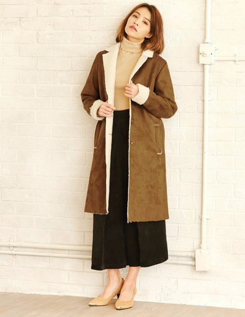 フェイクムートンボアコート「Re:EDIT by GALSTAR」7,298円（税込）／画像提供：Re:EDIT by GALSTAR