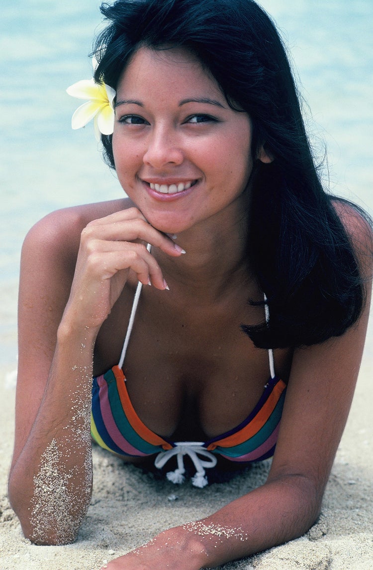 画像14 15 仲間由紀恵 18年前のグラビアに 恥ずかしい 私にとって永遠の青春 モデルプレス 画像14 15 仲間由紀恵 18年前のグラビアに 恥ずかしい 私にとって永遠の青春 モデルプレス