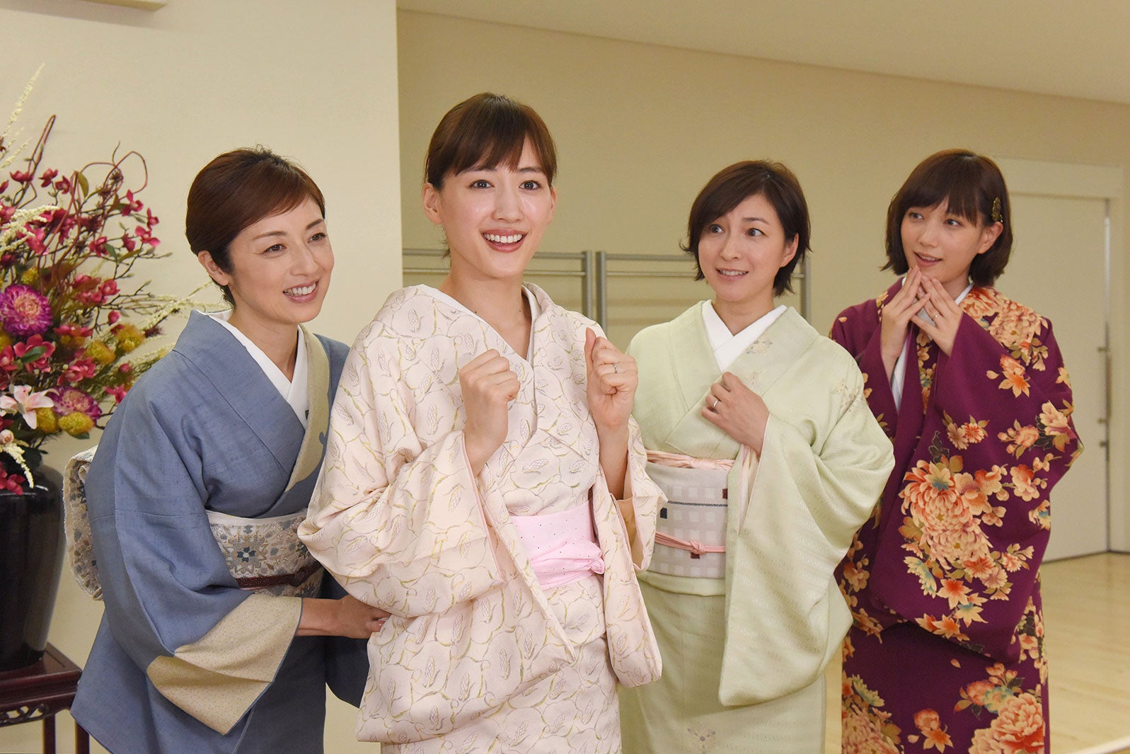 菜美 綾瀬はるか 勇輝 西島秀俊 にお色気作戦 元有名av女優から伝授 奥様は 取り扱い注意 第2話あらすじ モデルプレス 菜美 綾瀬はるか 勇輝 西島秀俊 にお色気作戦 元有名av女優から伝授 奥様は 取り扱い注意 第2話あらすじ モデルプレス