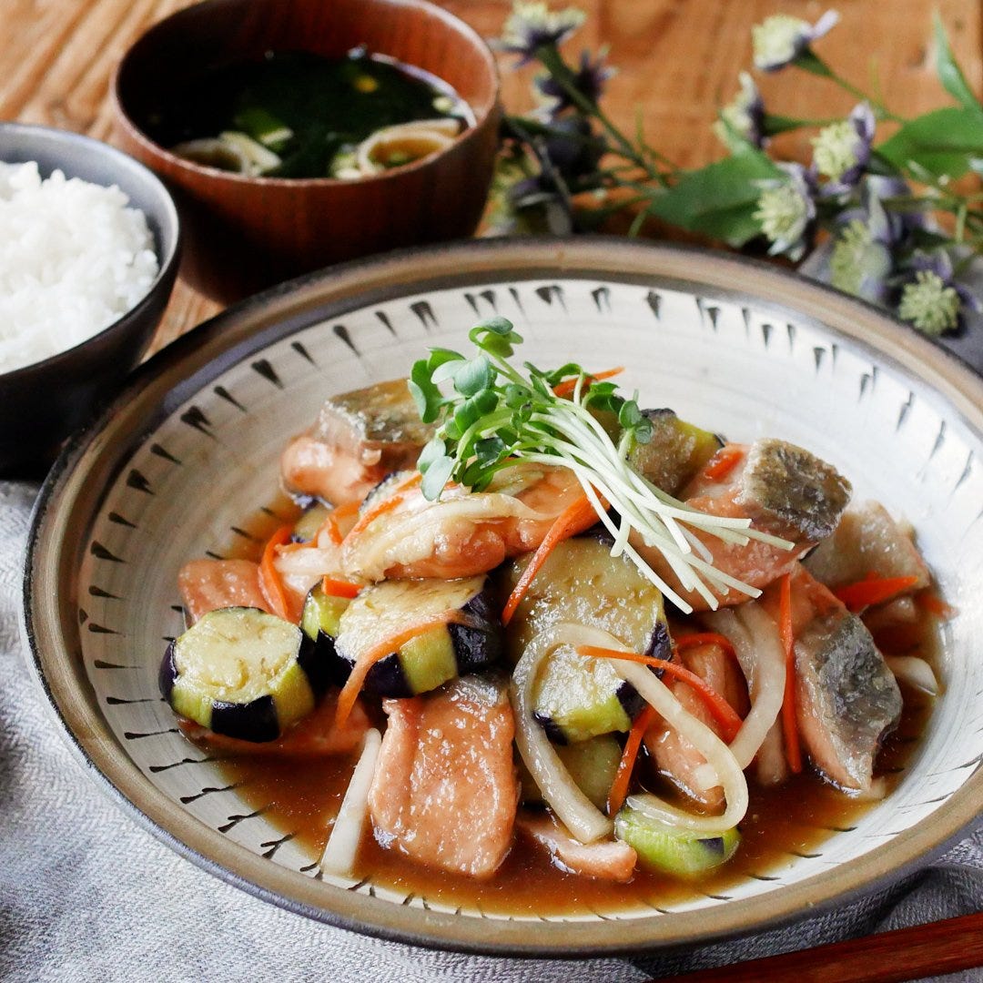 旨味じんわり。鮭となすの南蛮漬け