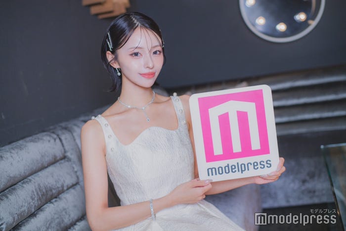 りの「FABRIC LOUNGE TOKYO」(C)モデルプレス