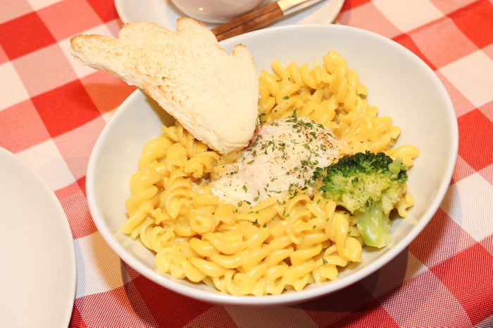 ヘヴンレイなカレーカルボナーラ（提供写真）