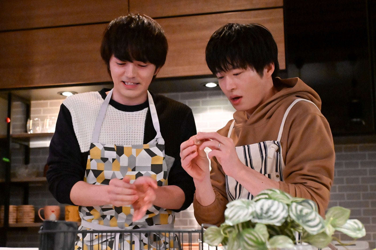 林遣都、田中圭（C）テレビ朝日