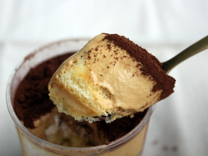 ココアパウダーとキャラメル、コーヒーの苦みが調和