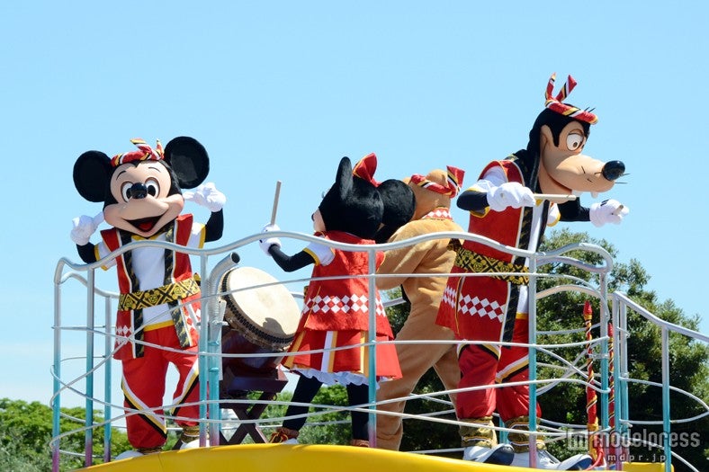 「おんどこどん！」／ミッキー