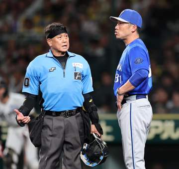 DeNA・相川監督「すぐリクエストしないといけないのでは」リクエスト判定後の審判団への「確認」を説明「僕は遅いと言われたことがあったので」