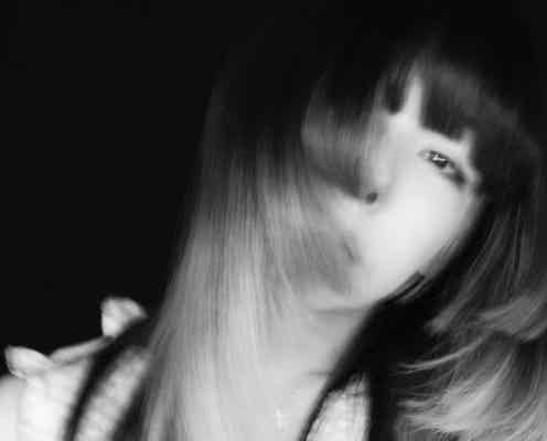 aiko「FNS歌謡祭」VTR出演 体調不良で公演延期中【2024FNS歌謡祭】