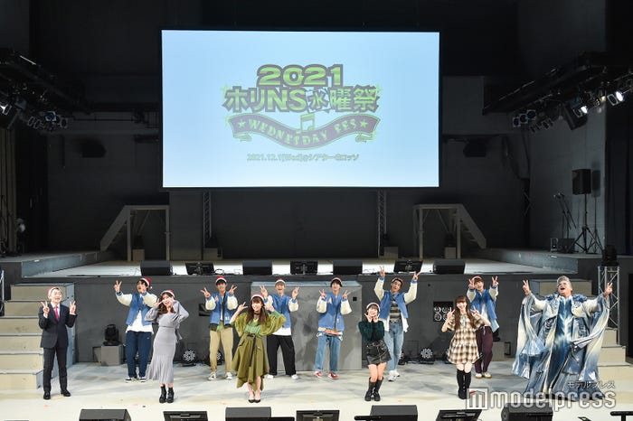 前列左より:登坂淳一、宮崎美穂、岡部麟、山内鈴蘭、荻野由佳、岡本知高 後列左より:鈴木暁、古幡亮、福澤希空、高橋楓(※「高」は正式には「はしごだか」)、桑山隆太、八村倫太郎(C)モデルプレス