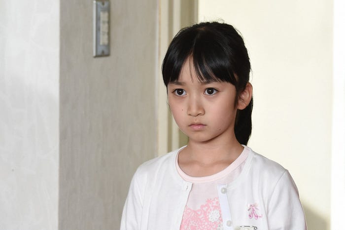 横溝菜帆/「義母と娘のブルース」第3話より(C)TBS