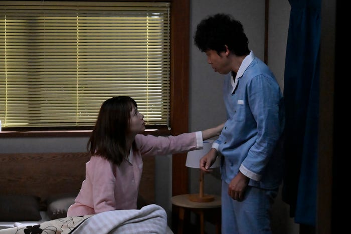 宮崎あおい、大泉洋「ちょっとだけエスパー」第1話(C)テレビ朝日