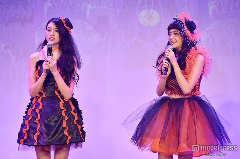 （左から）三吉彩花、松井愛莉