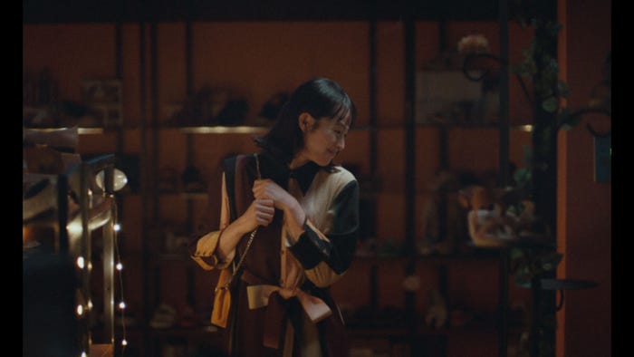 清野菜名/ショートフィルム「Touching」より(提供写真)