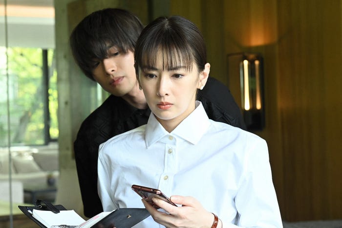 白洲迅、北川景子「リコカツ」より(C)TBS