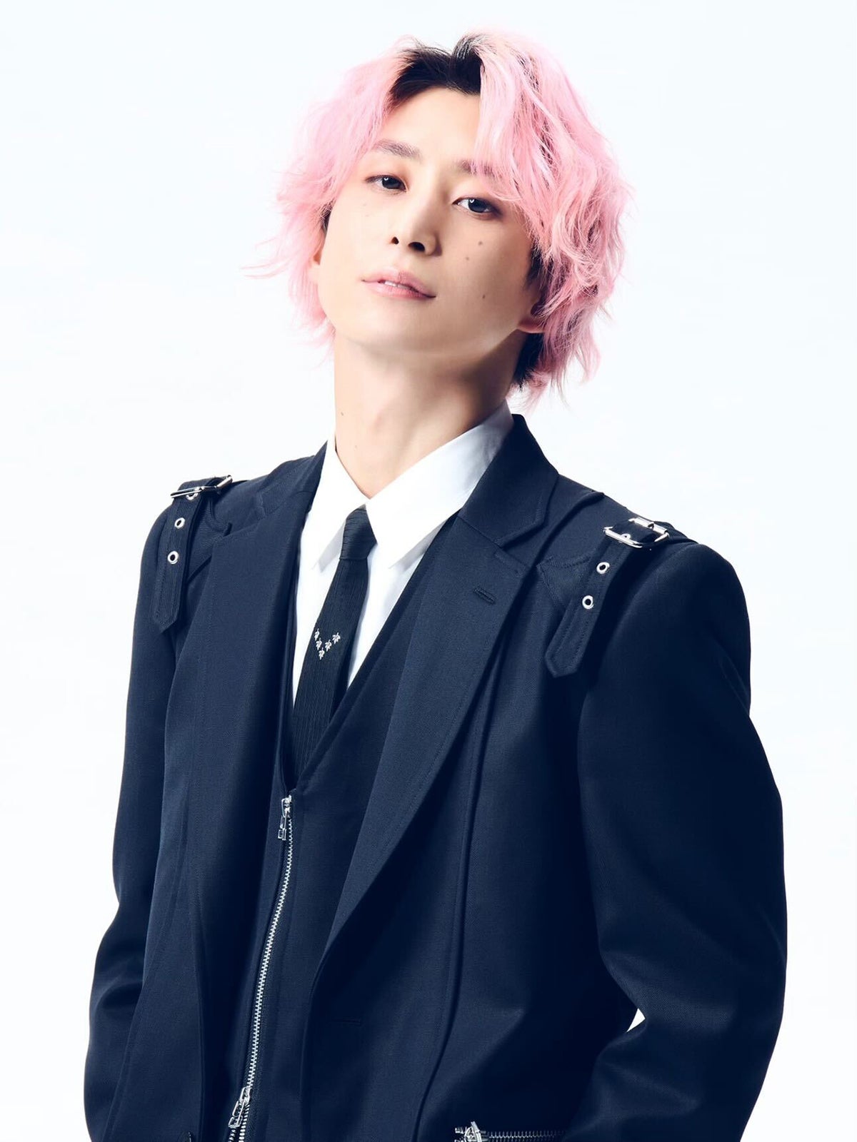 Snow Man佐久間大介、アニメ「ヴァンガード」新キャラクター声優に決定「どうかたくさん愛してください」